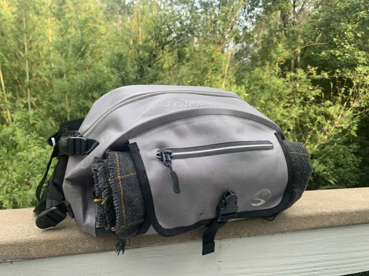 Showers Pass Ranger Waterproof Hip Pack Review: Handy for carrying