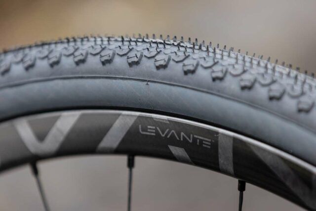 campagnolo levante gravel wheelset review