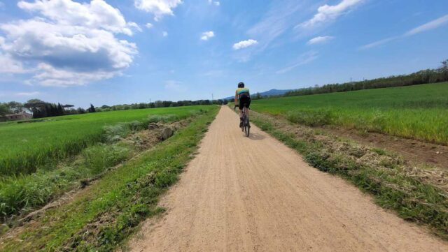 the traka gravel race girona spain