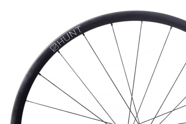 HUNT 25 Carbon Gravel Race Disc review