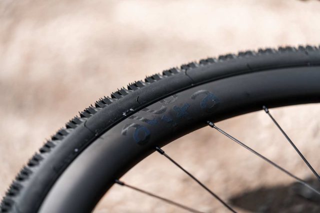parcours alta 700c gravel wheelset review