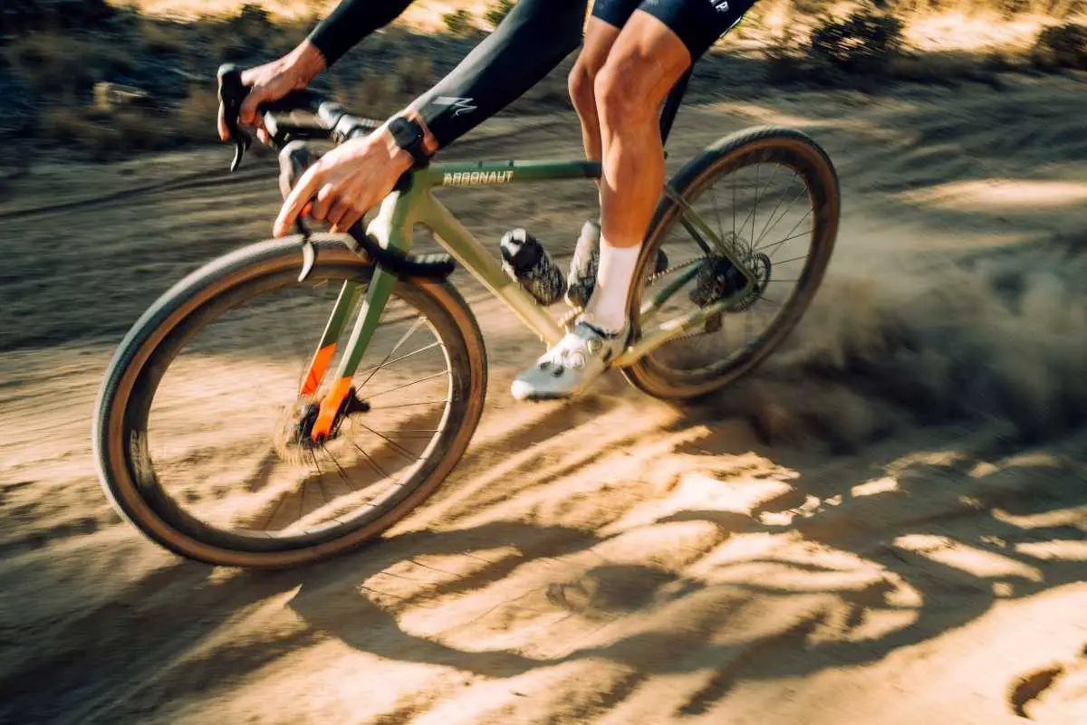 Argonaut Cycles launches GR3 Custom Carbon Gravel Bike Made in the USA