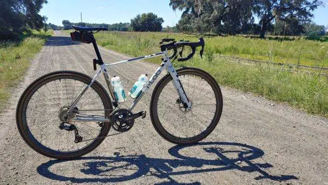 campagnolo levante gravel wheel review