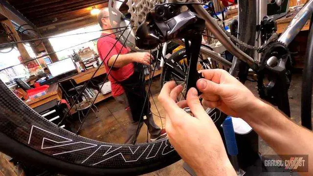 shimano ultegra r8170 di2 review