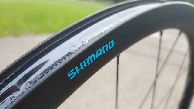 shimano grx carbon wheelset review