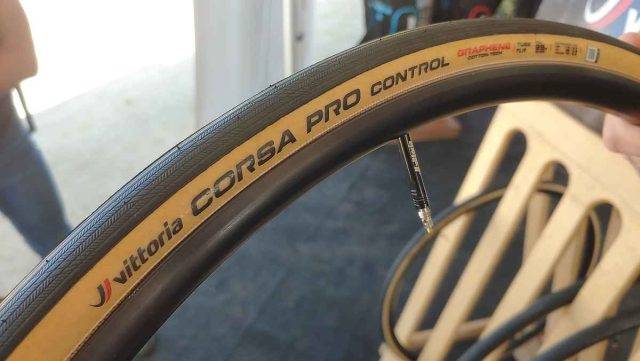 vittoria air liner review