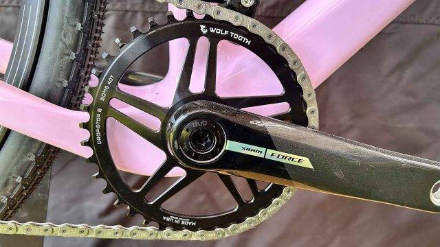 wolf tooth components chain retention review