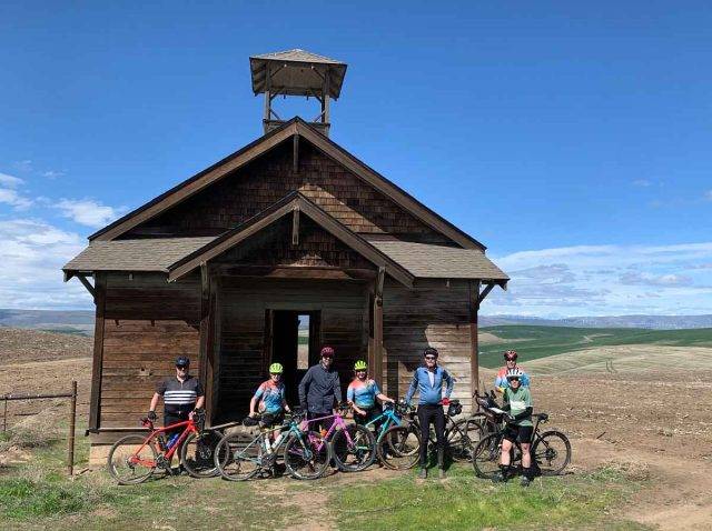 Pace Groups in Gravel Cycling