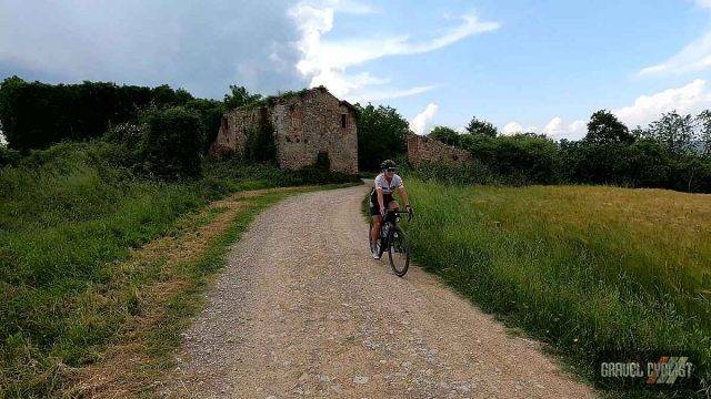 trek travel tuscany gravel trip 2023