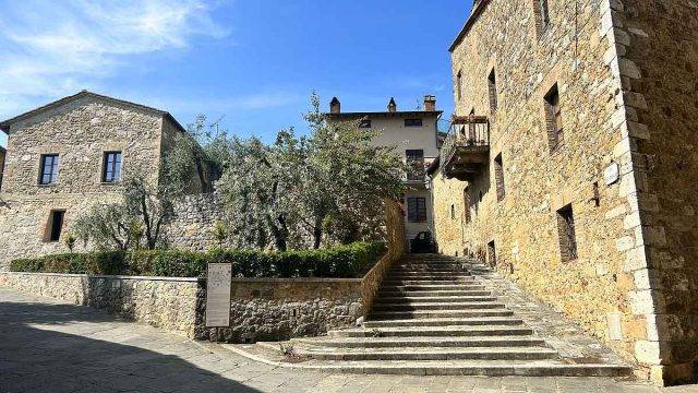 trek travel tuscany gravel trip