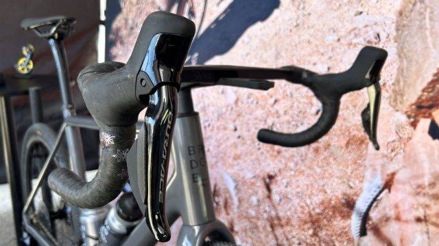 most annoying trend in cycling hidden cable routing