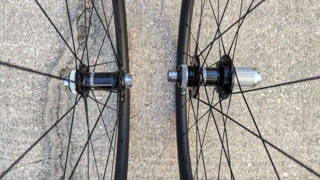 Shimano RX880 Carbon Gravel Wheel review