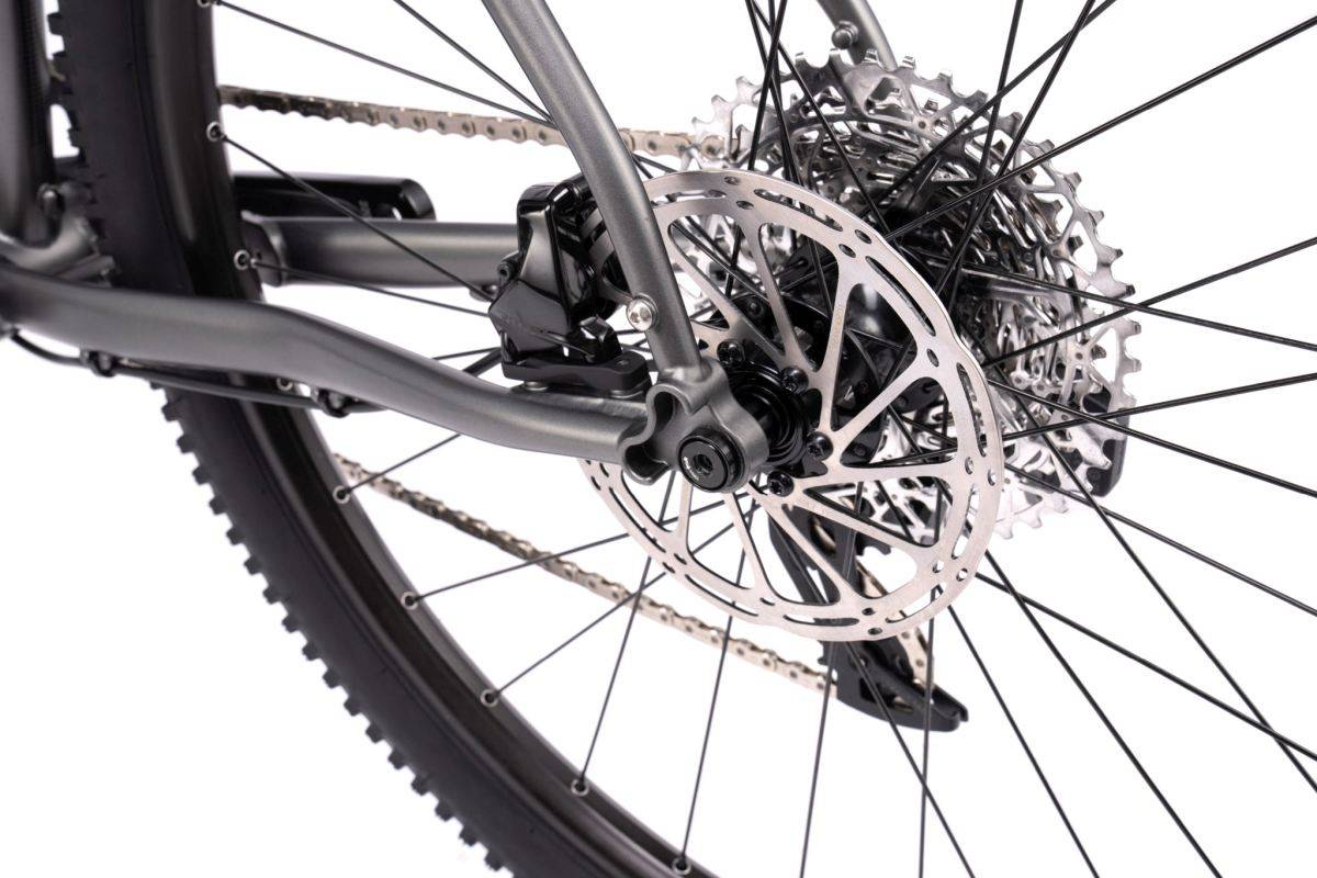 bombtrack hook rival axs review 2024