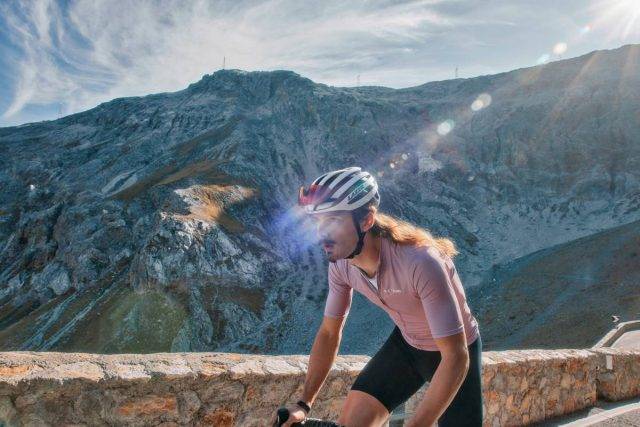 lazer Z1 KinetiCore helmet review