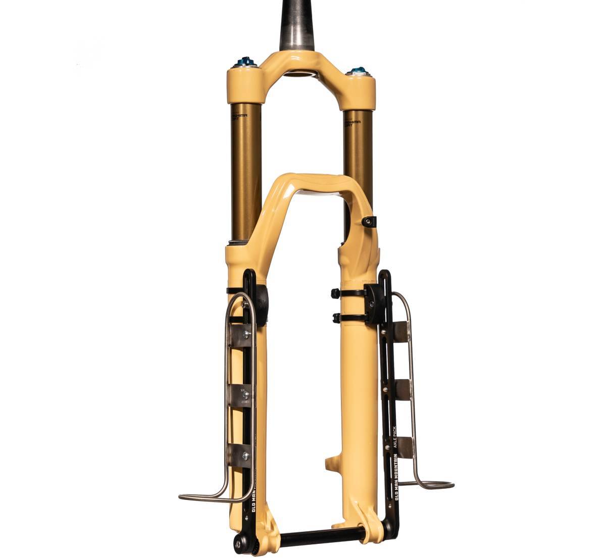 old man mountain axle pack review