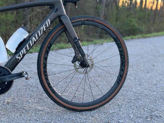 tailfin cycling fork pack review