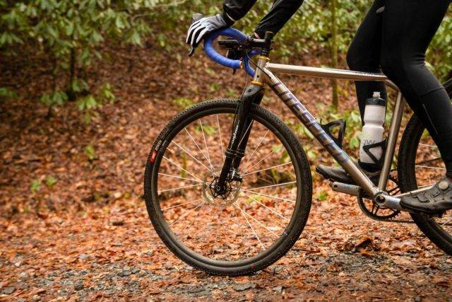 cane creek invert gravel fork review