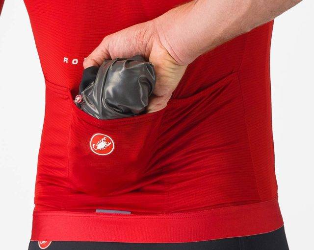 Castelli introduces Gabba R: The Sixth Generation of the Gabba