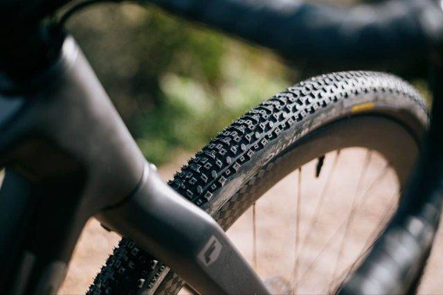 delium tires loamer review