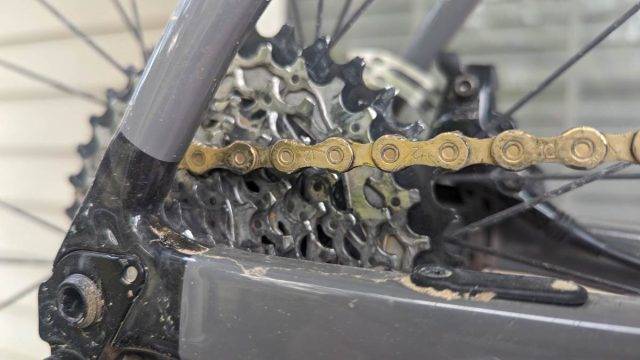 Replace SRAM Flattop Chain with KMC X12