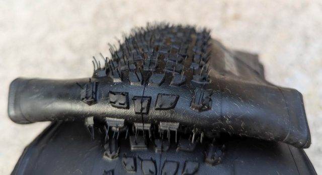 continental terra adventure tire review