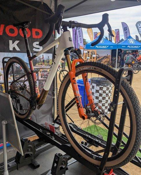 lee cougan super gravel bike