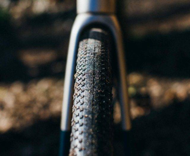 hutchinson caracal tire review