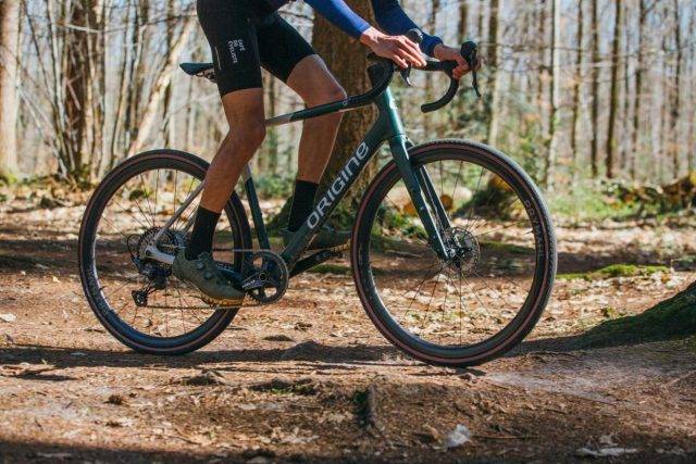 hutchinson caracal tire review