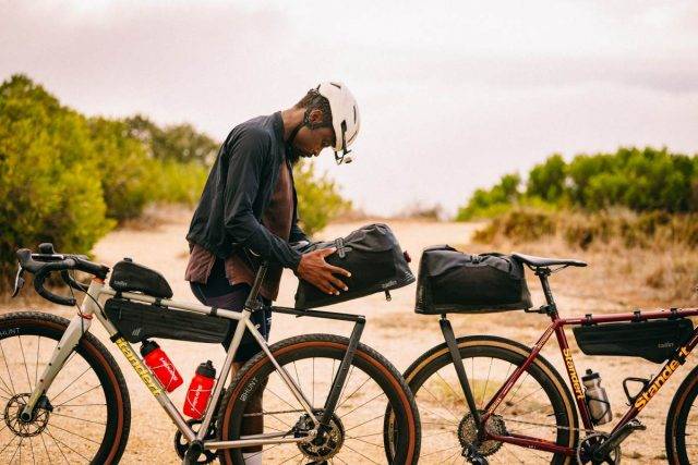 Tailfin launch AeroPack Cargo / AP18 Cargo review