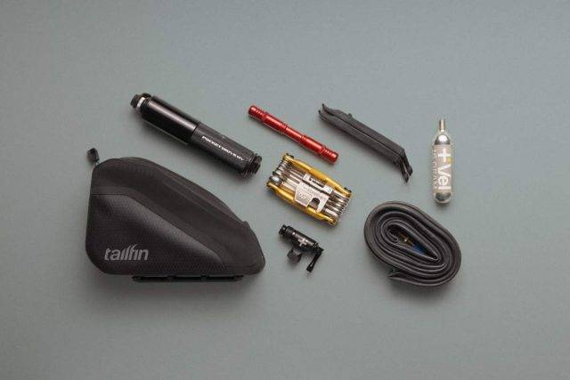 tailfin cycling rear top tube bag review