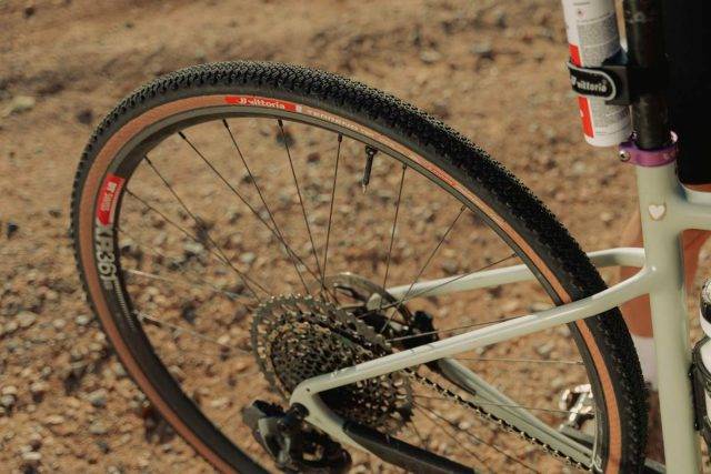 vittoria gravel endurance range