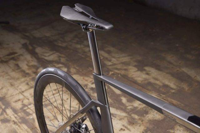 no. 22 bicycle company reactor aero v2