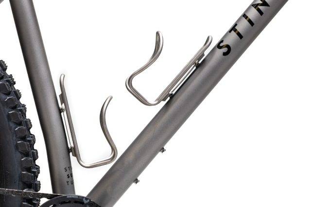 stinner titanium bottle cage review