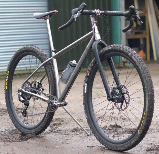 singular cycles albatross 32 inch gravel bike review
