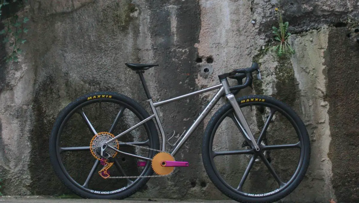 Chiru Bikes launches the VELDT, a 32″ Titanium Gravel Bike & Fork
