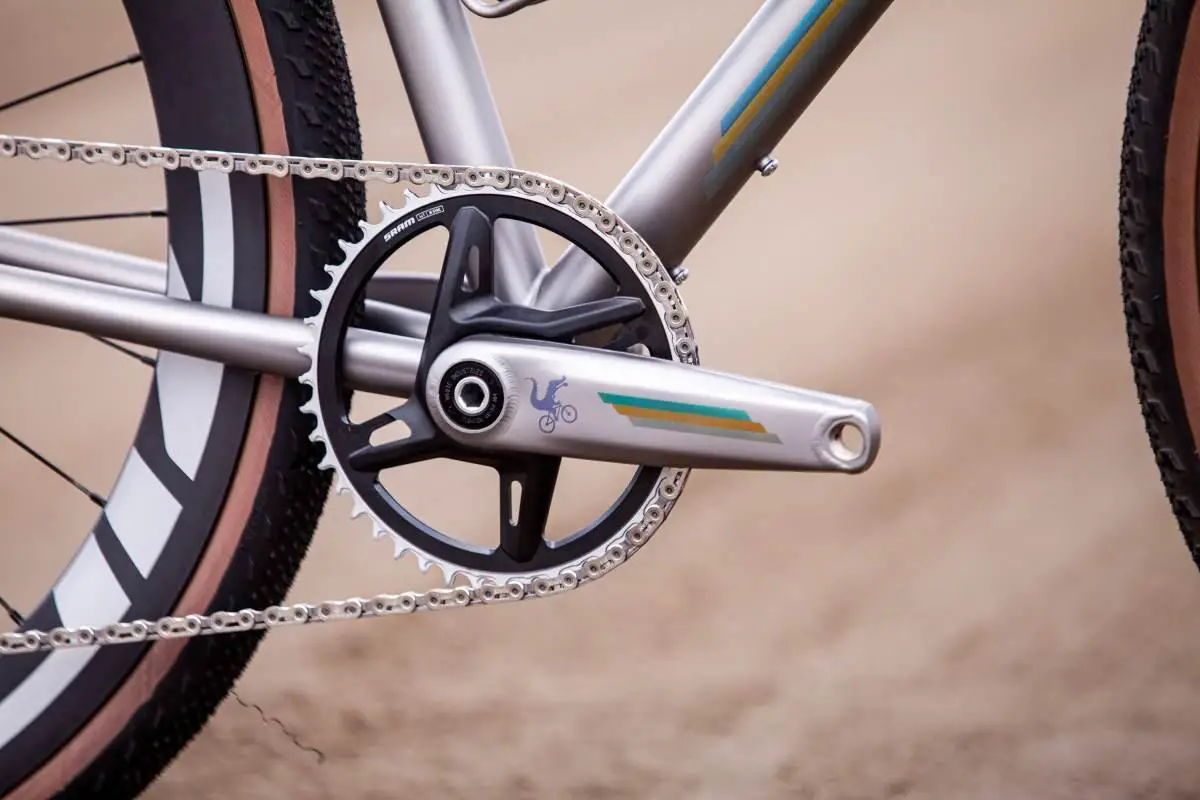 Moots, Brunk, & White Industries combine to produce a USA-Made Titanium Crankset