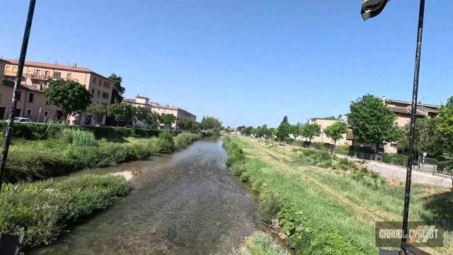 gravel cycling in perugia umbria