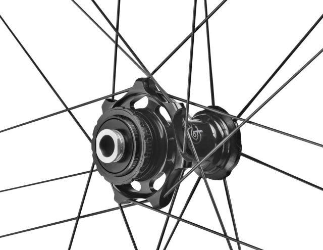 campagnolo zonda all road wheelset review