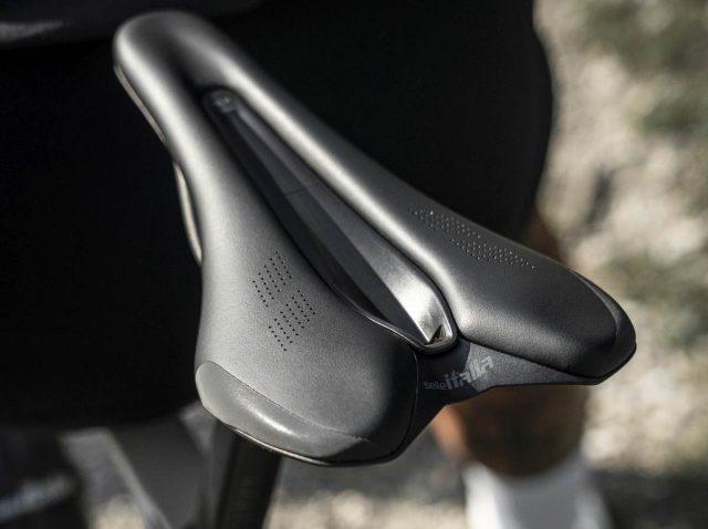 selle italia slr gravel saddle review