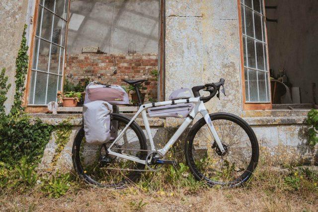 tailfin cycling colors