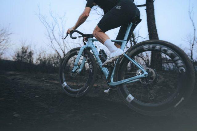 factor elara gravel bike review