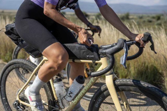 Apidura Expedition Series Long Top Tube Pack review