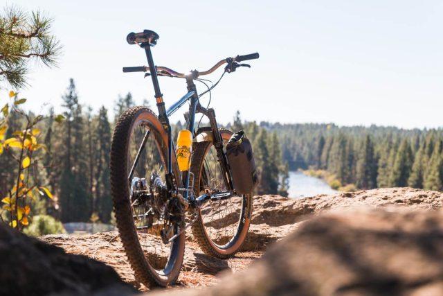 old man mountain axle pack v2 review