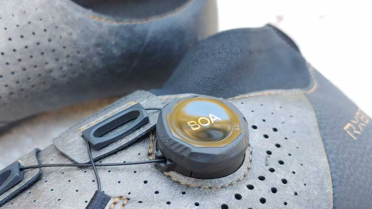 2023 Shimano RX801 & RX801R Gravel Shoes: A Video Deep Dive