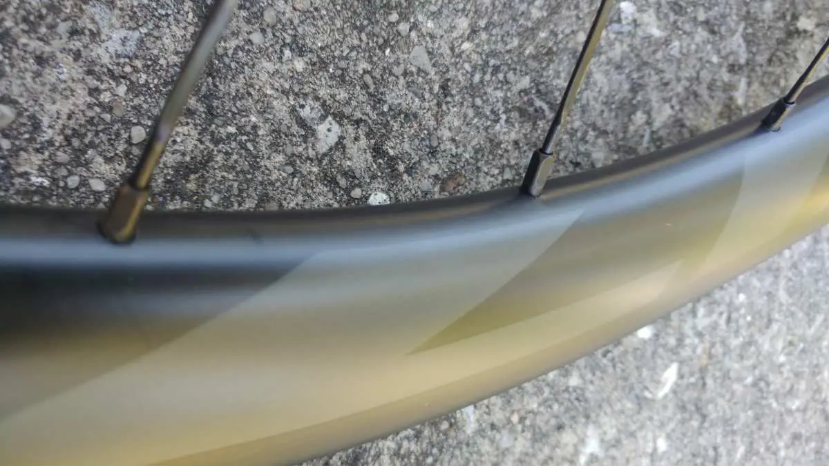 Zipp 303 S Tubeless Disc-Brake Wheelset provides Speed for Zipp 303 S Tubeless Disc-Brake Wheelset provides Speed for