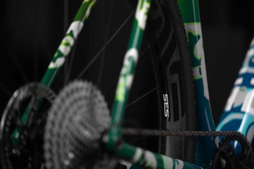 pursuit cycles all road review