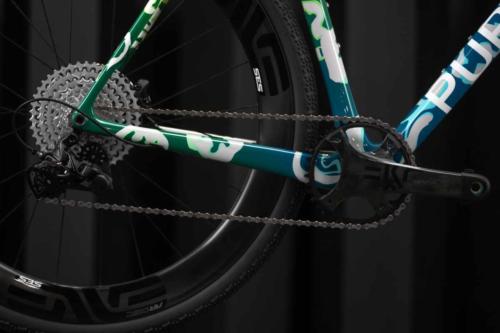 pursuit cycles all road review