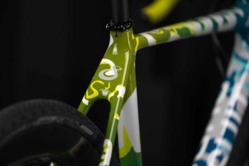 pursuit cycles all road review
